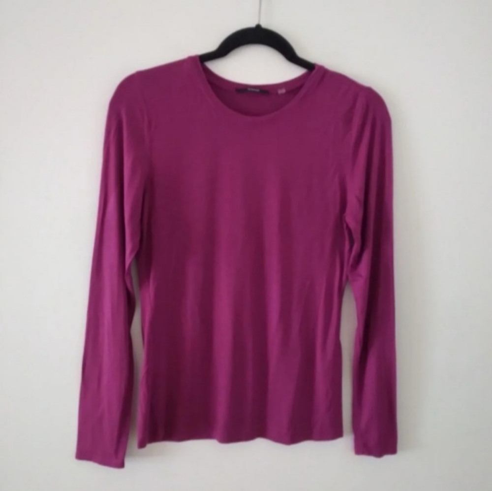 Tahari small top